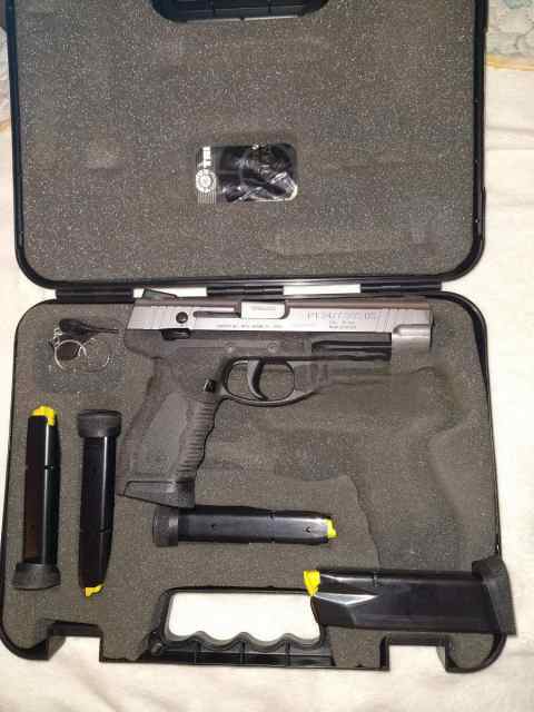 Taurus 24/7 OSS DS 9mm for trade