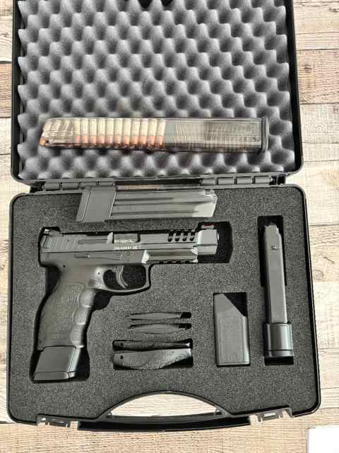 H&amp;K VP9L-B, 9MM