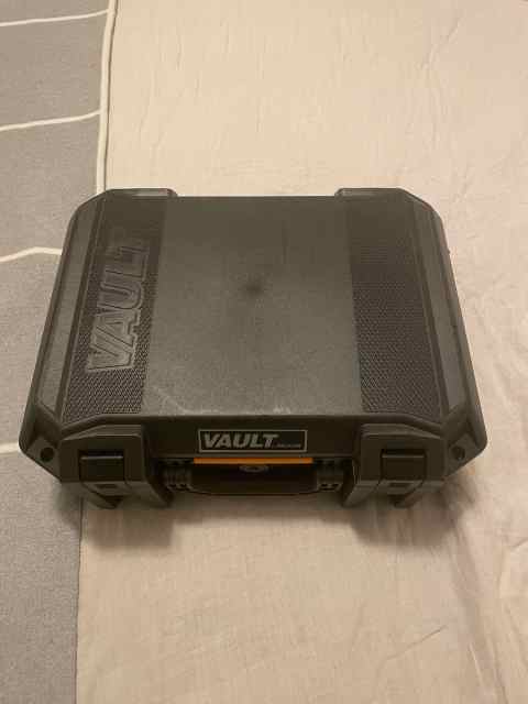 Pelican V300 Pistol Case with Custom Insert