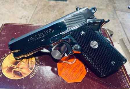 LNIB 1990 Colt Officer&#039;s Model 45ACP 3 1/2&#039;&#039; BSTS