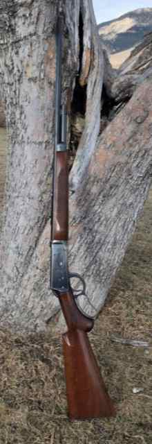 Winchester model 64 deluxe in 32ws