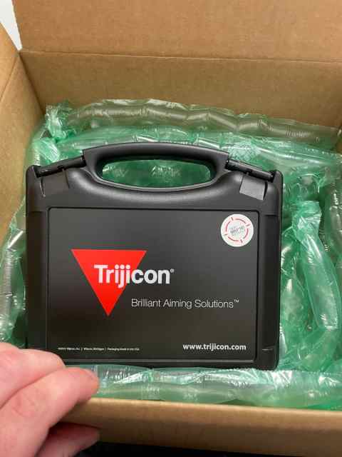 Trijicon MRO HD &amp; Magnifier