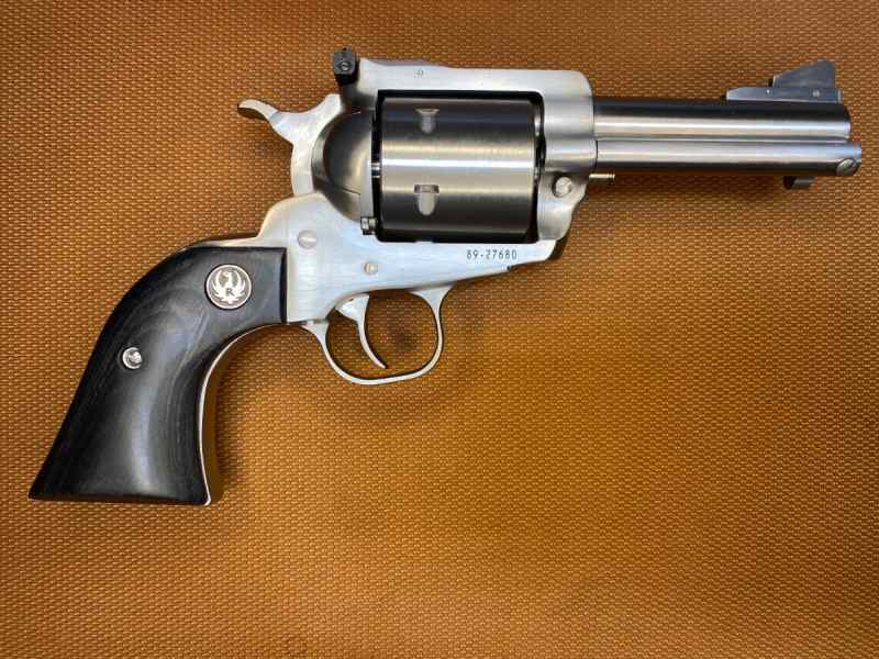 NEW IN BOX - Ruger Super Blackhawk 44 Magnum