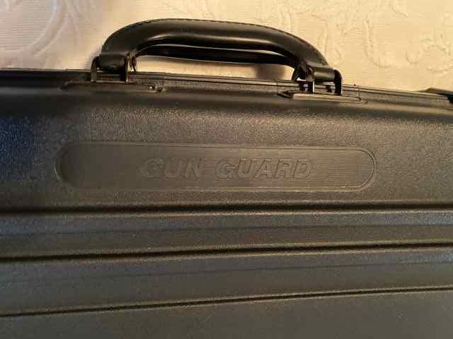 DOSKOCIL GUN GUARD HARD CASE