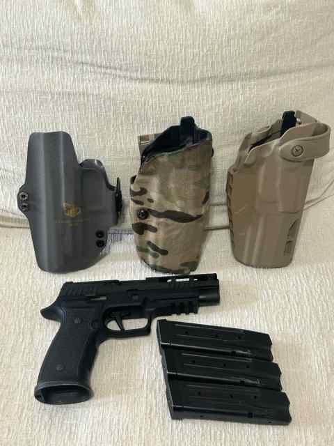 Sig P320 AXG Pro and Holsters 