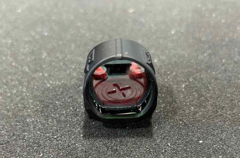 Trijicon SRO Reddot weapon sight 