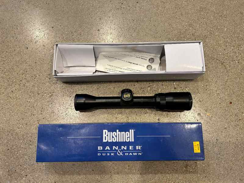 Bushnell Banner 1.5-4x32mm Riflescope, Dusk &amp; Dawn