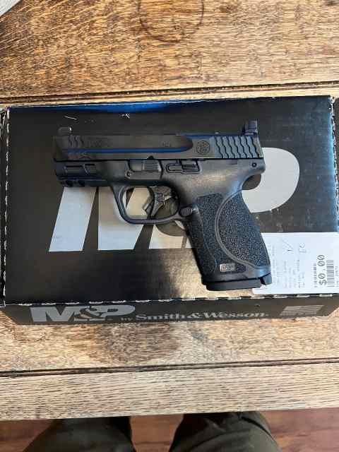 M&amp;P 2.0 9mm 3.6” compact 15 rd 