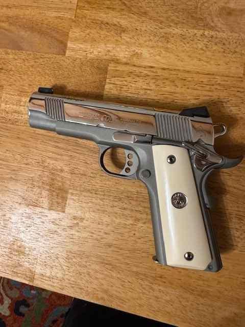 Colt Commander Light Weight 38 Super