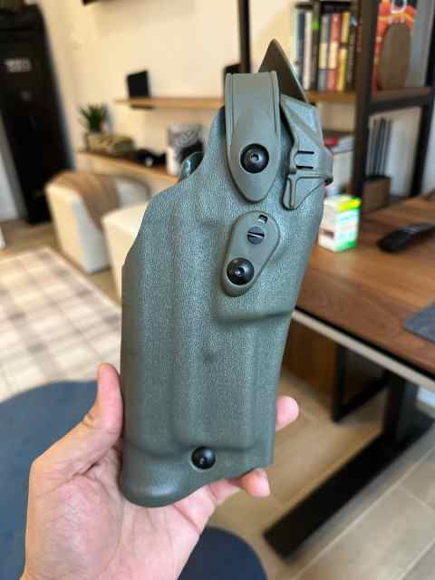 Safariland ALS/SLS Glock 19 light bearing holster