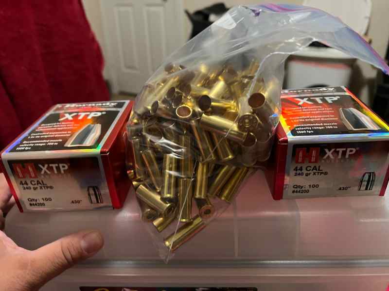 Wts .44 magnum brass and bullets Hornady