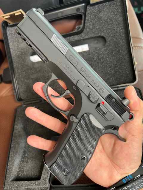 Like new CZ 75 SP-01