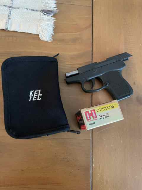 Keltec P32 With Case 32acp Like New 1 Mag, Holster