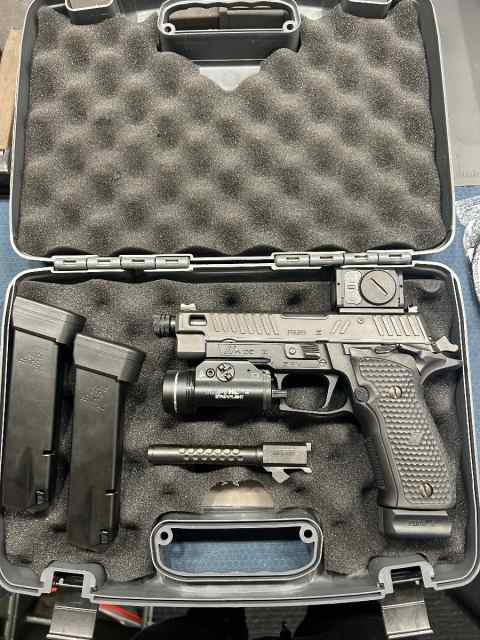 Sig P226 Zev mint condition 