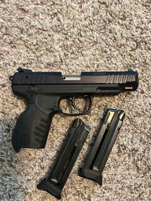 Ruger SR22 Pistol