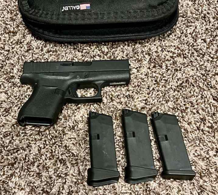 Glock 43 9mm like new