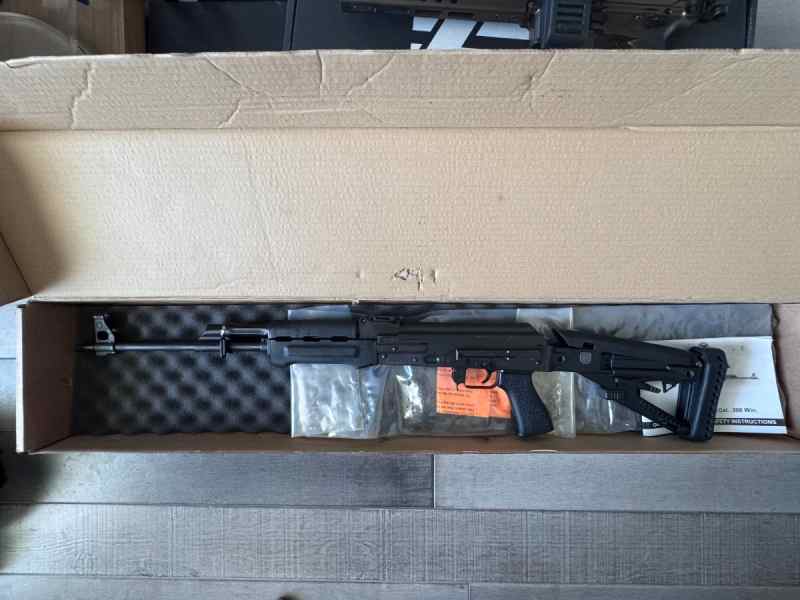 PAPM77-2.jpg