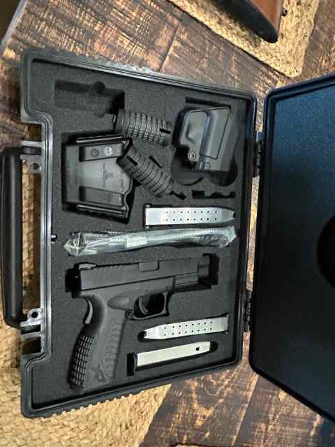 Springfield XDM 9mm