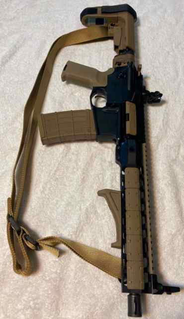 AR-15 PISTOL 10.5&quot; 5.56mm W/ LAW Folding Stock 