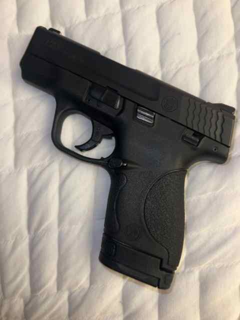 Smith &amp; Wesson 9mm