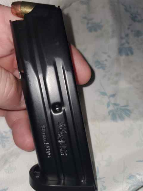 Sig x ten comp 10 rd magazine