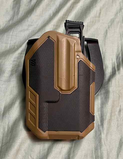 Omnivore MultiFit Streamlight TLR RH Holster