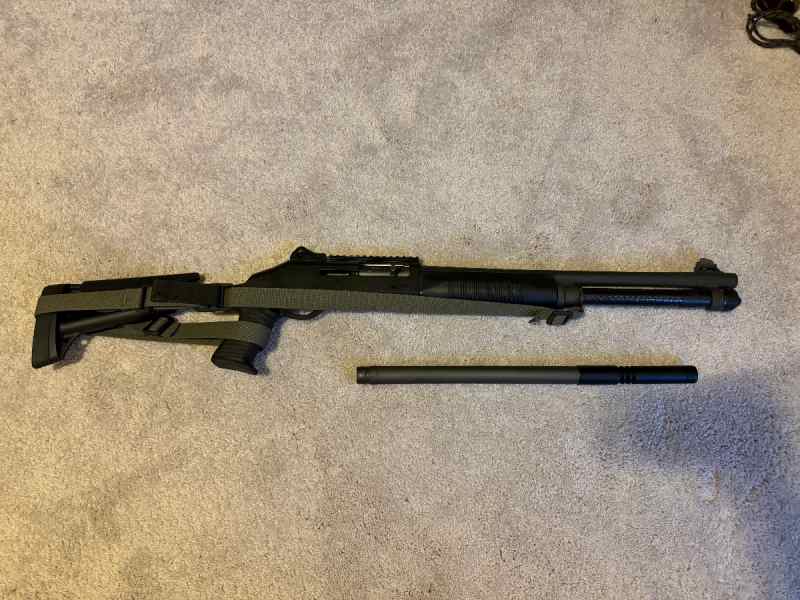 Benelli M4 12g