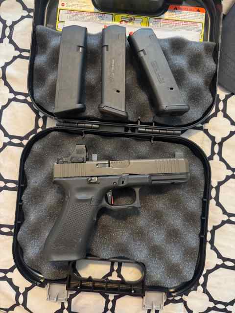 Glock 17.5 and Glock 20.5 MOS 