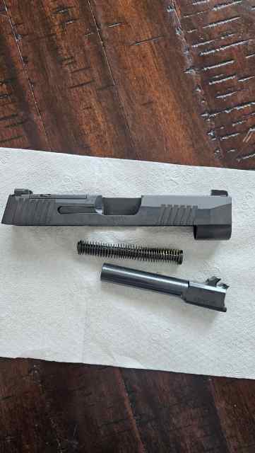 **NEW** P365 xl slide, barrel, and recoil spring