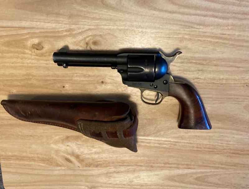 .357 revolver Uberti 1873 