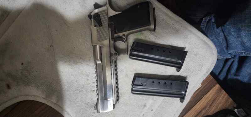 Desert eagle 50ae