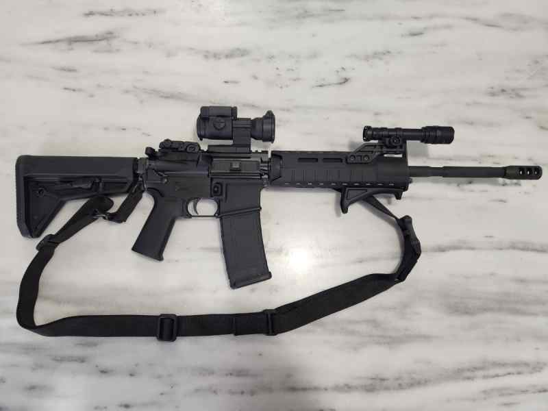 Colt LE6920 M4 AR15