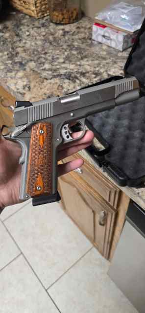 Springfield Loaded stainless  45acp