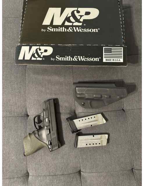 S&amp;W Shield 9mm