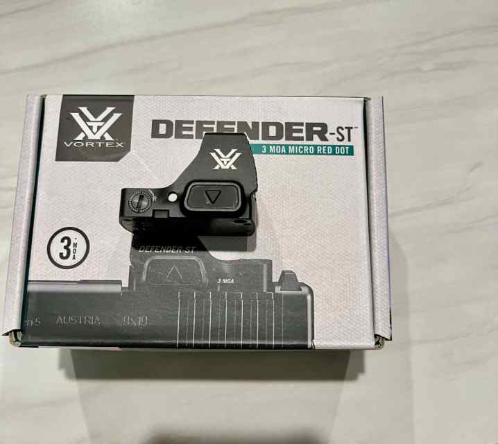 Vortex Defender st red dot