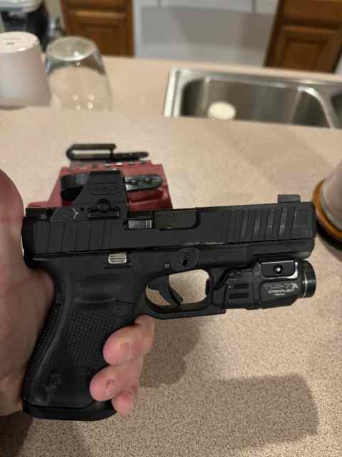 EDC Glock 19 setup