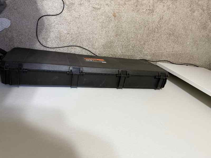 Pelican vault v800