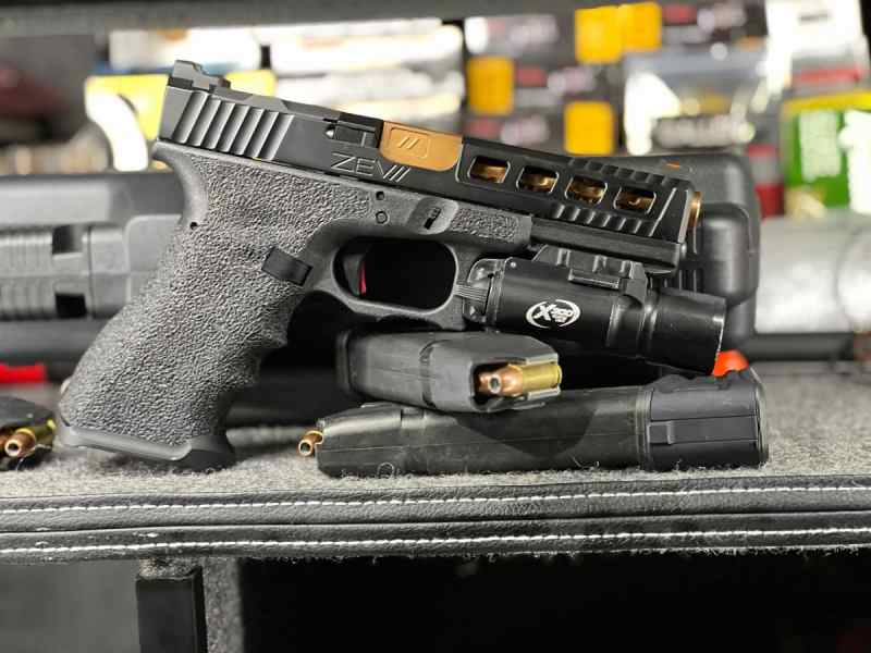 Zev Dragonfly Glock 17