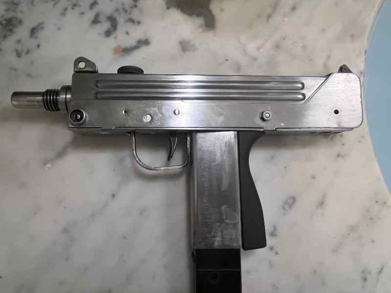 Mac 10 9mm cobray