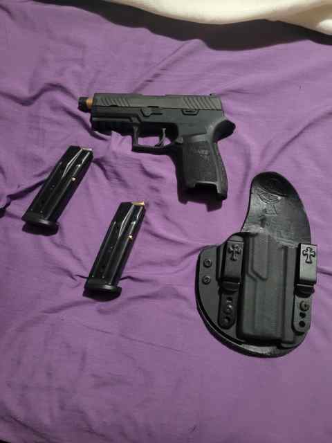 P320 WTT or offer 