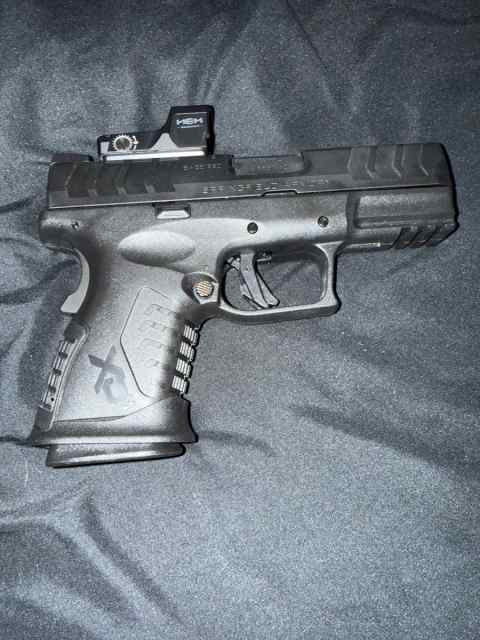 Springfield Armory XD Elite 10mm with Red Dot