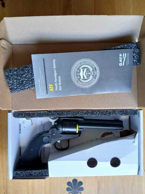 Ruger Wrangler .22lr 4 5/8&quot; Black Cerakote