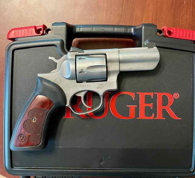 Ruger GP100 Wiley Clapp .357 Magnum II.jpg