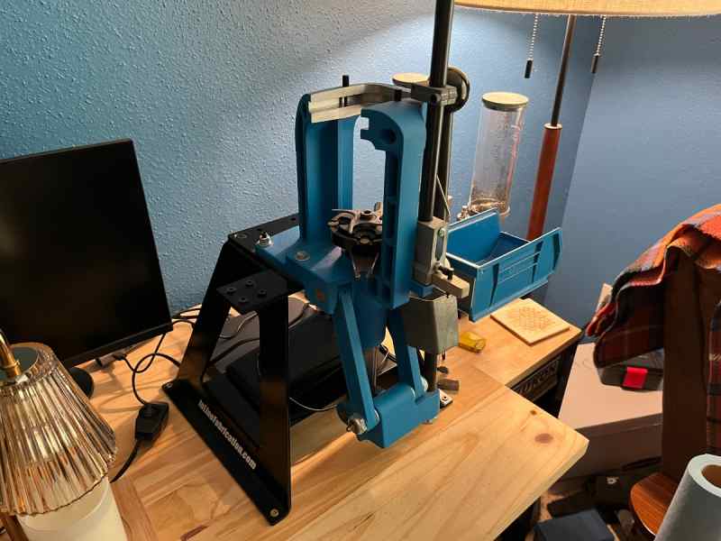 Dillon 550b Reloading Setup 9mm, 45 ACP, 223