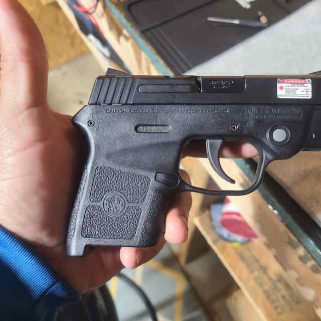 S&amp;w bodyguard w crimson trace lazer