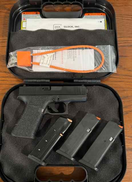 Glock 43X w/ extras 