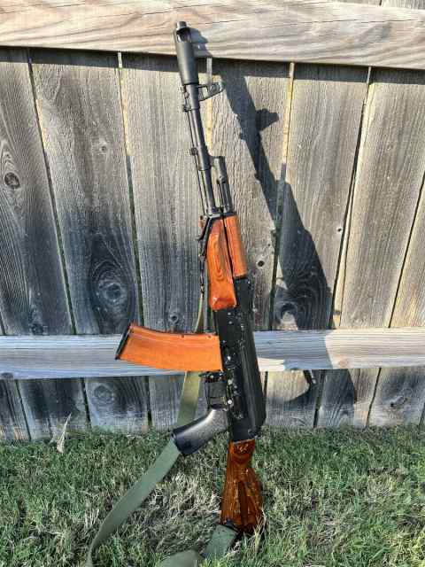 SLR105 - Imgur.jpg