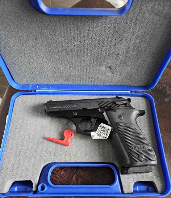 Bersa Thunder 380 pistol 15 round NEW