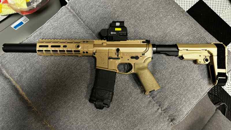 Aero/Stag Pistol with binary trigger and eotech