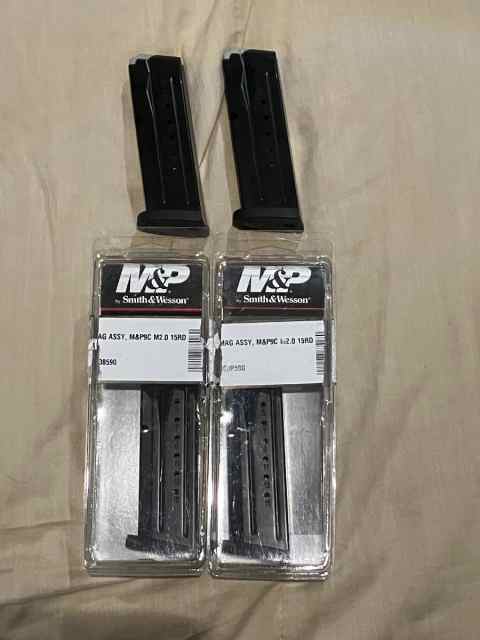 S&amp;W M&amp;P 2.0 9mm compact 15 rd. magazines